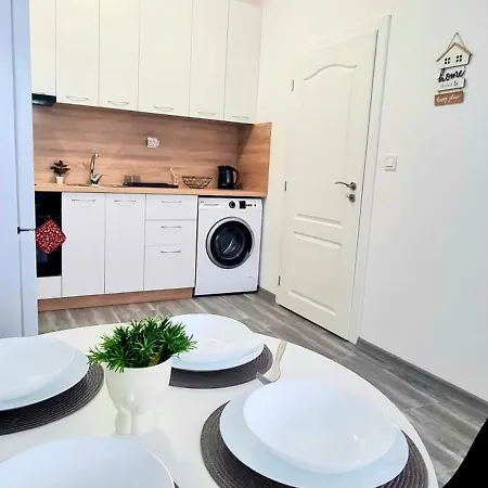 Cozy Apartment 2